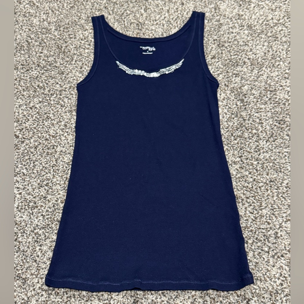 New without tags NY&CO women’s size M Navy blue top.